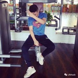 男网红拍照变装照片,揭秘时尚界的跨界魅力