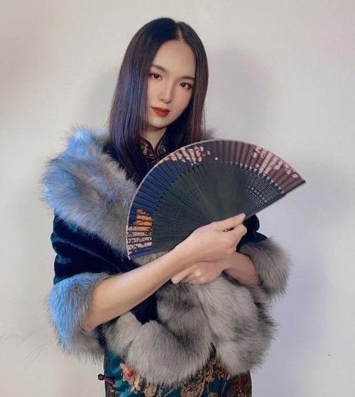 玲爷头条,揭秘热门话题背后的真相与观点