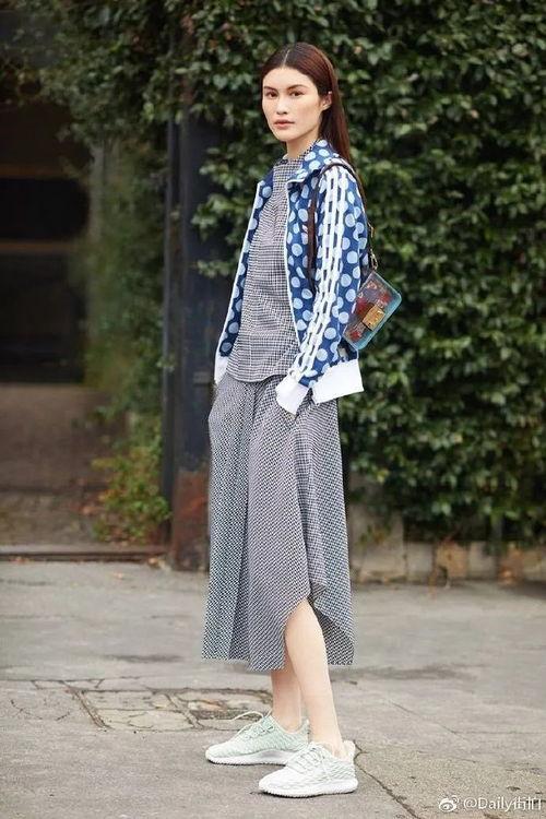 中国明星穿椰子,中国明星们的椰子鞋时尚潮流