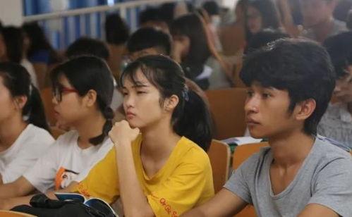 学校黑料在哪里看