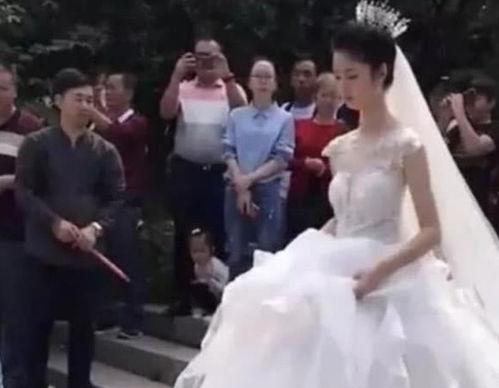 张家桑植新娘吃瓜,一场别开生面的婚礼习俗揭秘