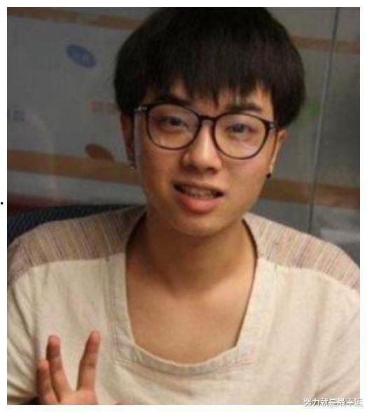 明星未出道前原名,明星出道前原名背后的故事