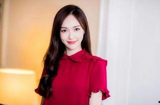 明星 怡,闪耀舞台，魅力无限